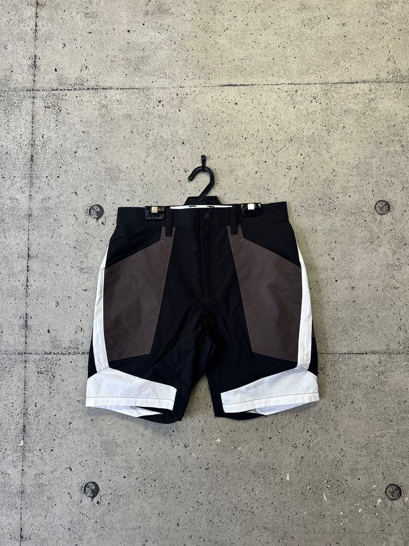 【新品未使用】サイズ4 メンズ ハーフパンツ ラッセルノ 2678