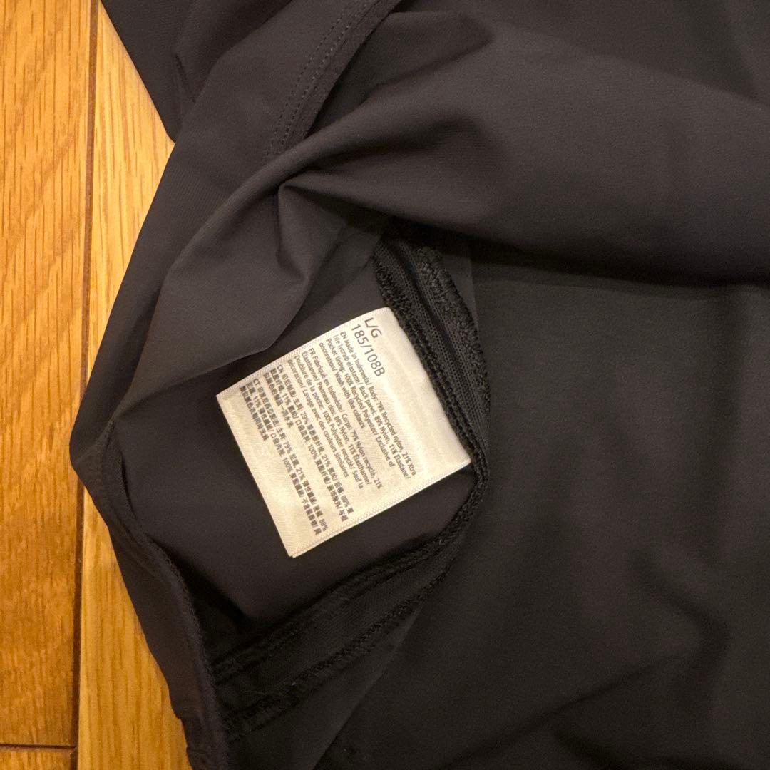 Lululemon ブラック フルジップフード付きアウター