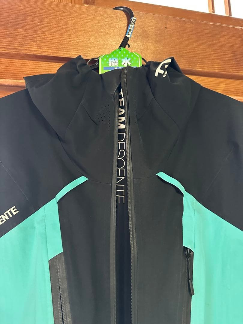 DESCENTE スキーウェア 2022-2023モデル 上下セットLサイズ