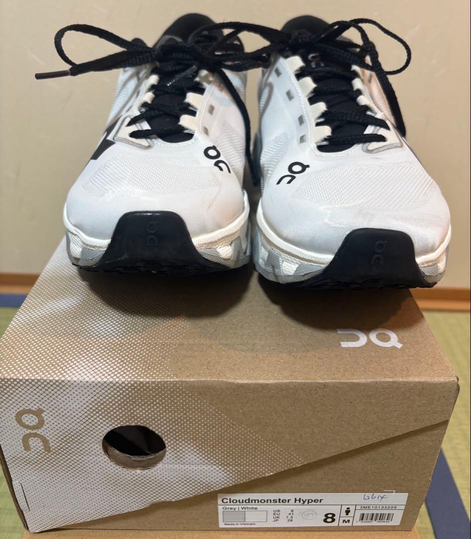 【中古美品】On Cloudmonster Hyper 26.0㎝