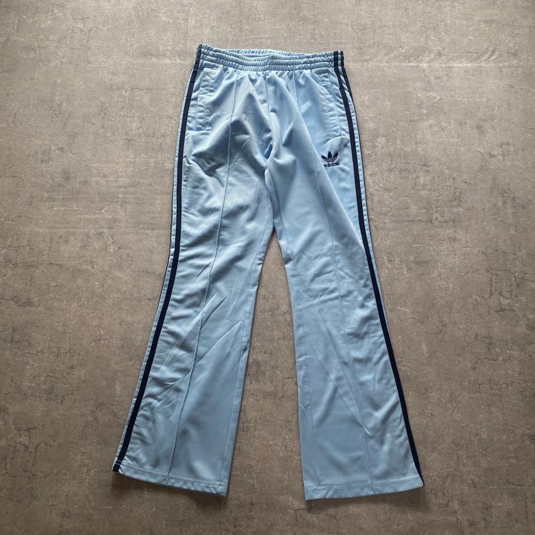 adidas トラックパンツ サテン風 スカイブルー　トレフォイルロゴ