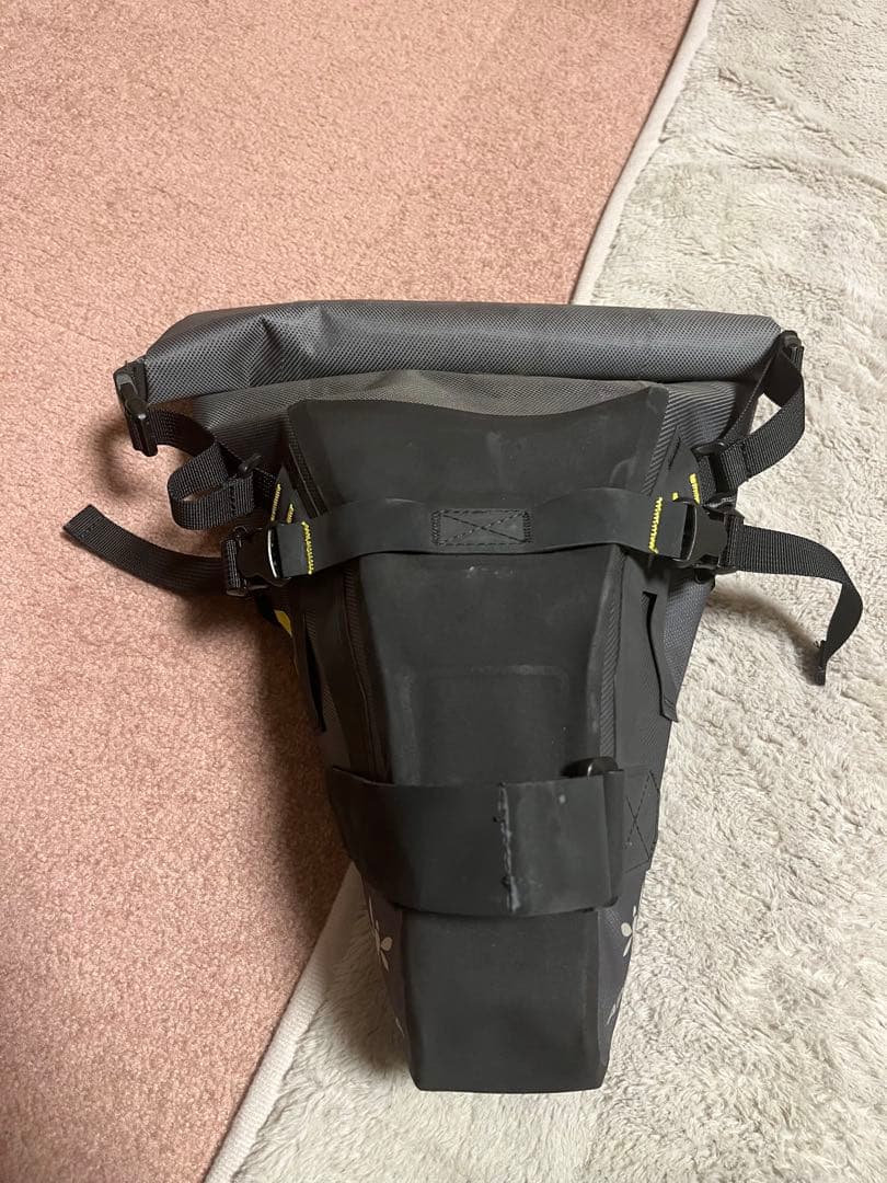 APIDURA（アピデュラ）サドルバッグ