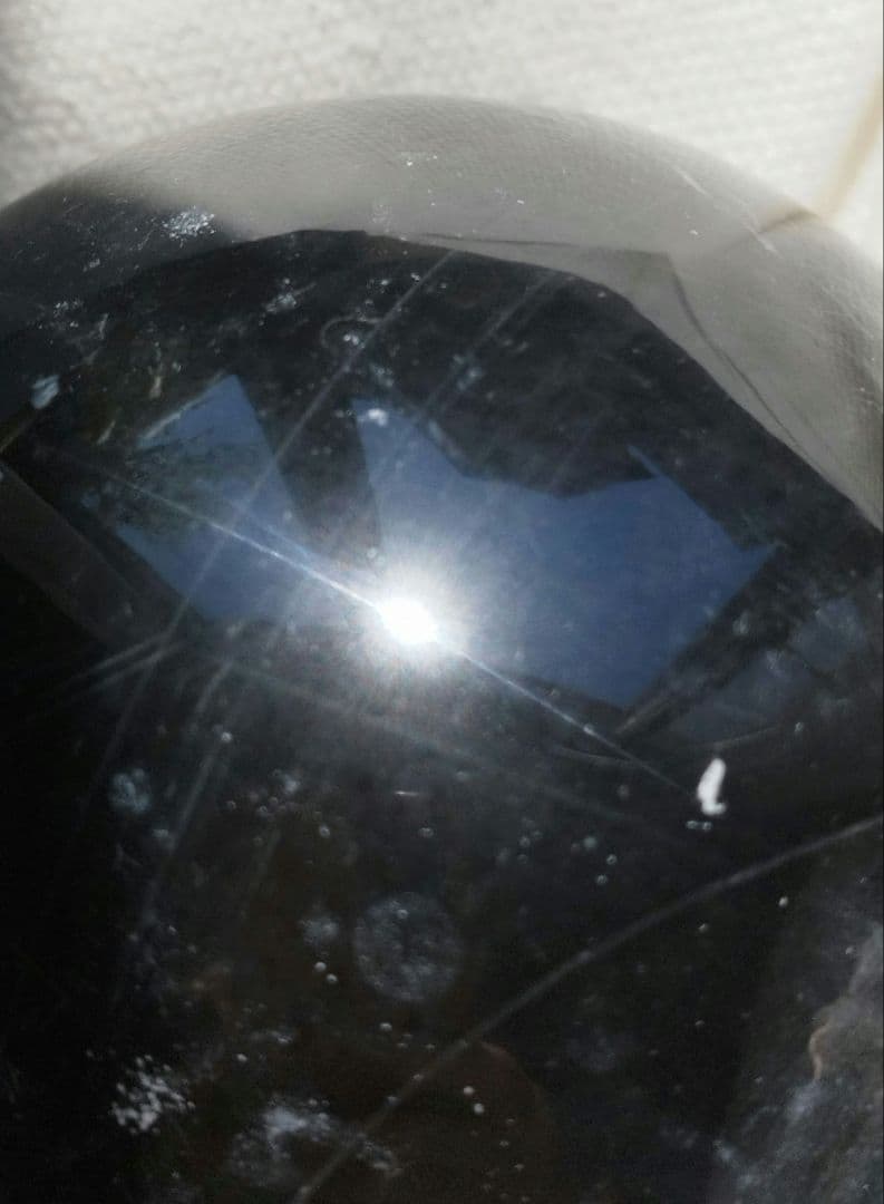 最強のパワーを発揮する天然石モリオン(黒水晶)光を当てても透け無い真っ黒本物です