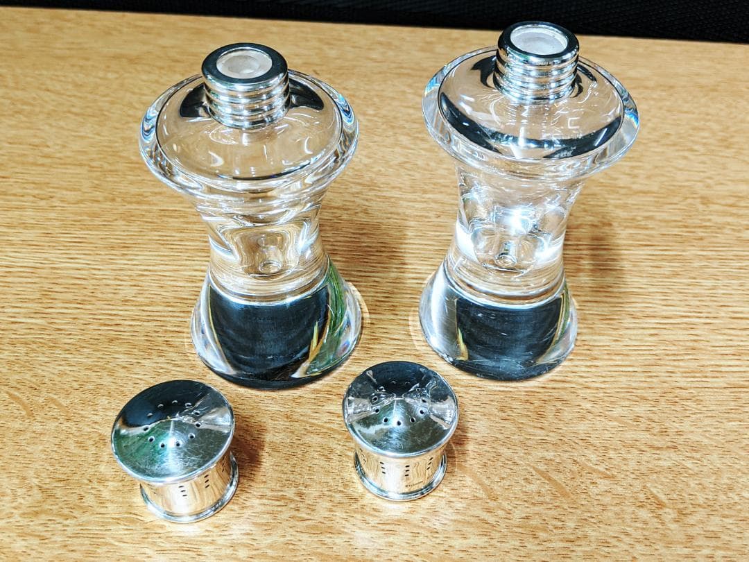 スチューベン ペッパー & ソルトシェーカー