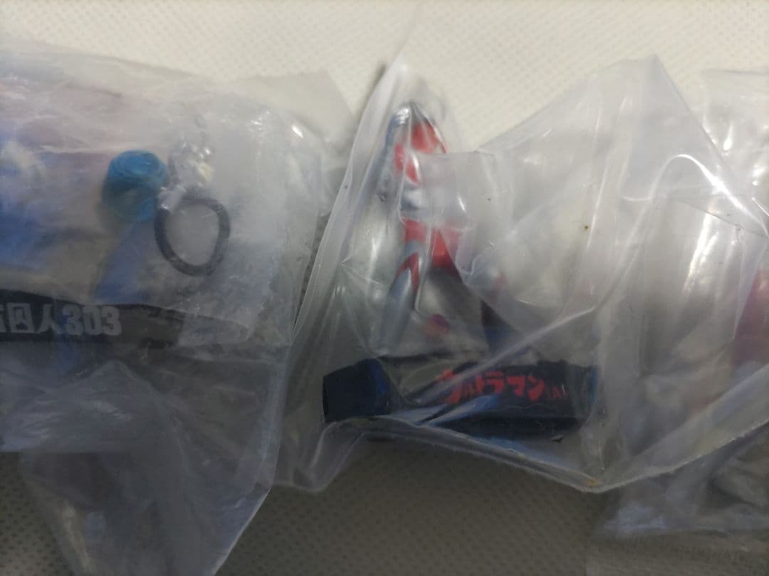 ウルトラ怪獣名鑑10個　管理番号2