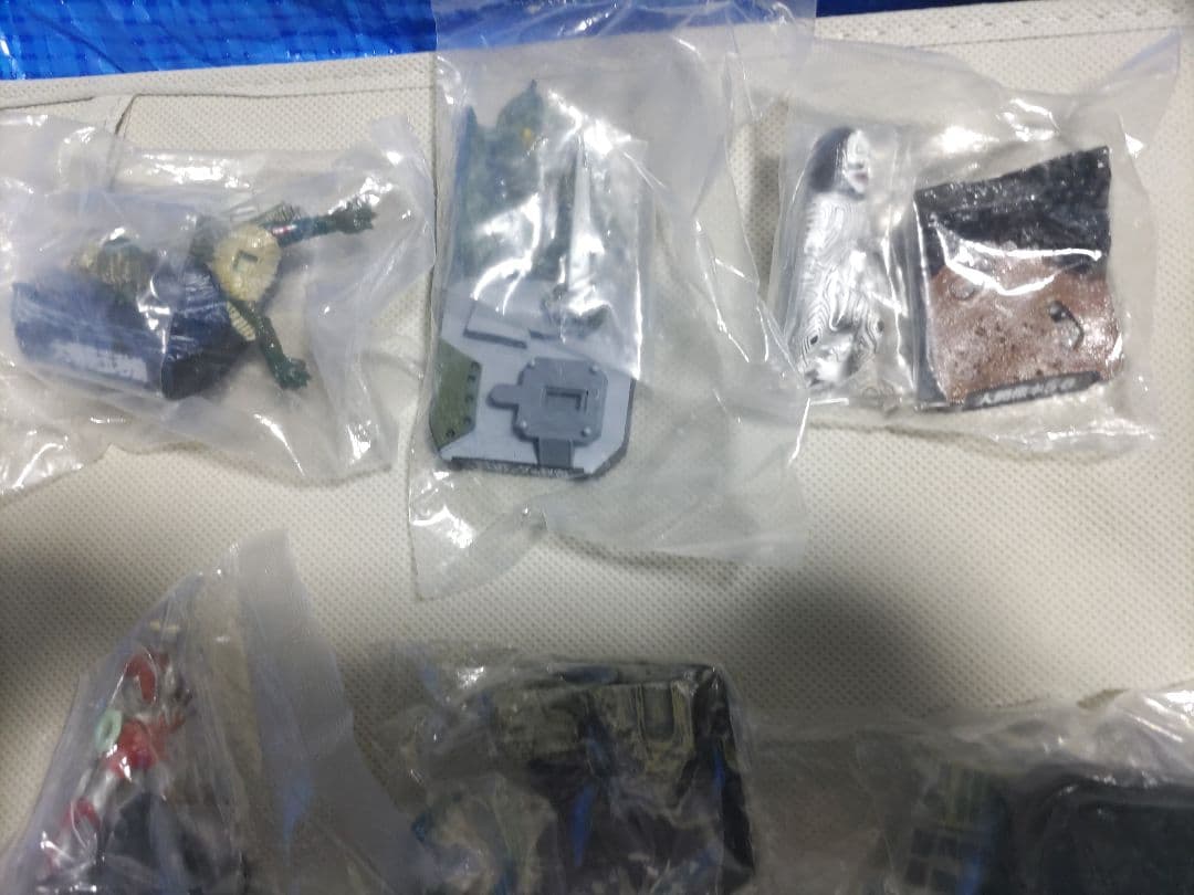 ウルトラ怪獣名鑑10個　管理番号2