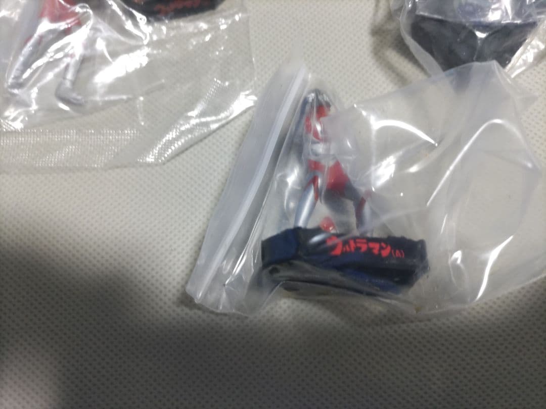 ウルトラ怪獣名鑑10個　管理番号2