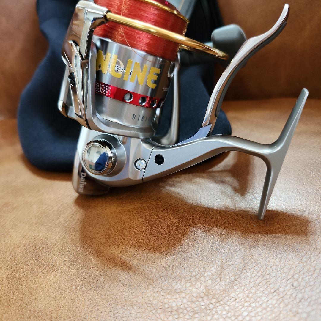 Daiwa トウナメントZ2500LB スピニングリール