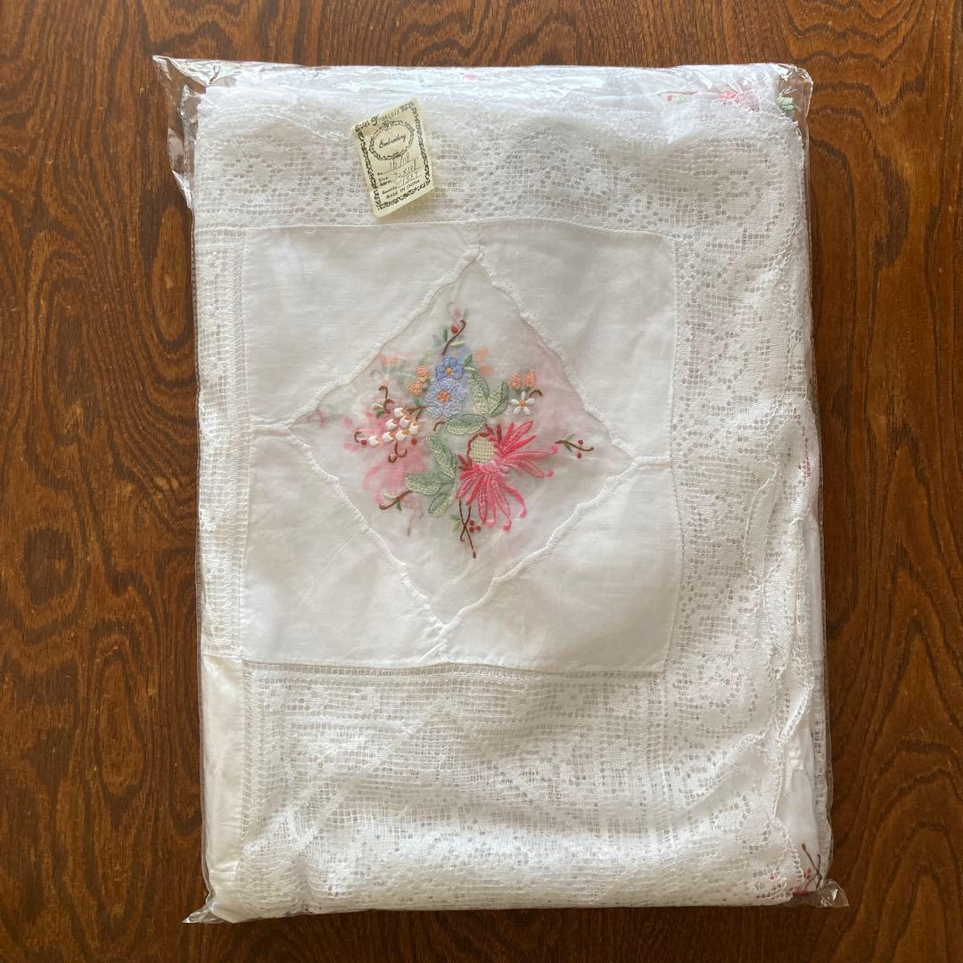 未使用　大判　テーブルクロス　スワトウ仙頭　手刺繍　レース　特大