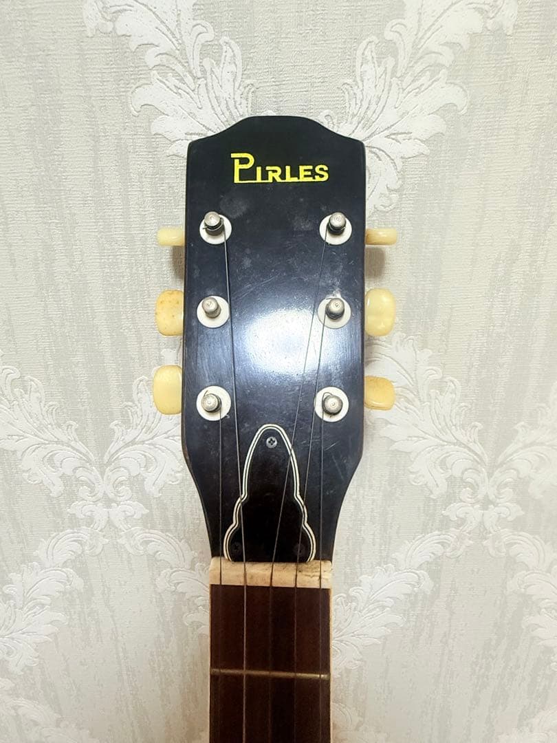 PIRLES ピアレス 5弦バンジョー ブラウン系 ハードケース付