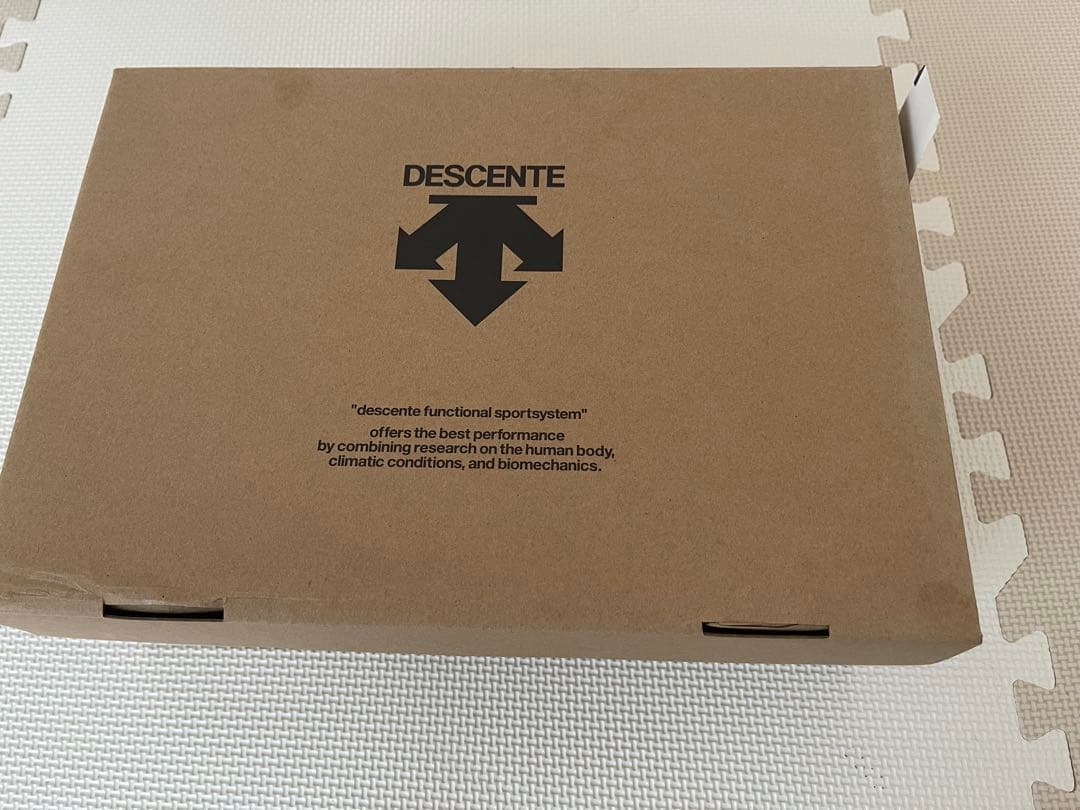 DESCENTE ブラック コウノエベルトスパイク2 /25cm