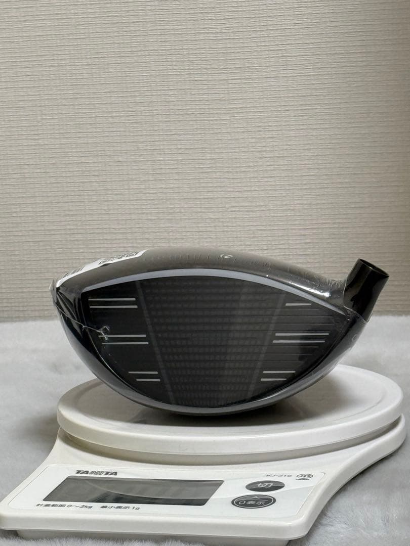 新品　未使用　テーラーメイド Qi4D 9度　ドライバーヘッド