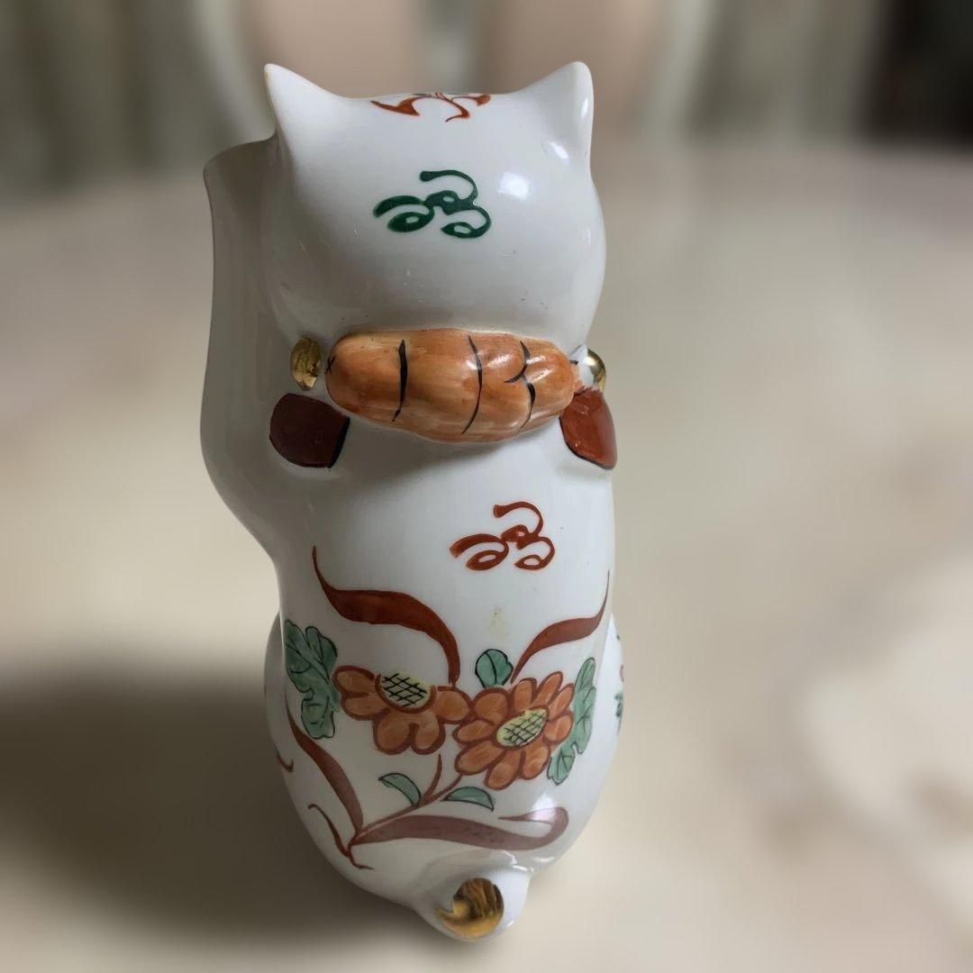 招き猫　　伊万里焼き