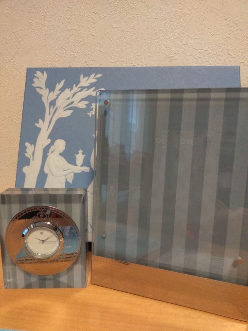 wedwood 時計&写真立て