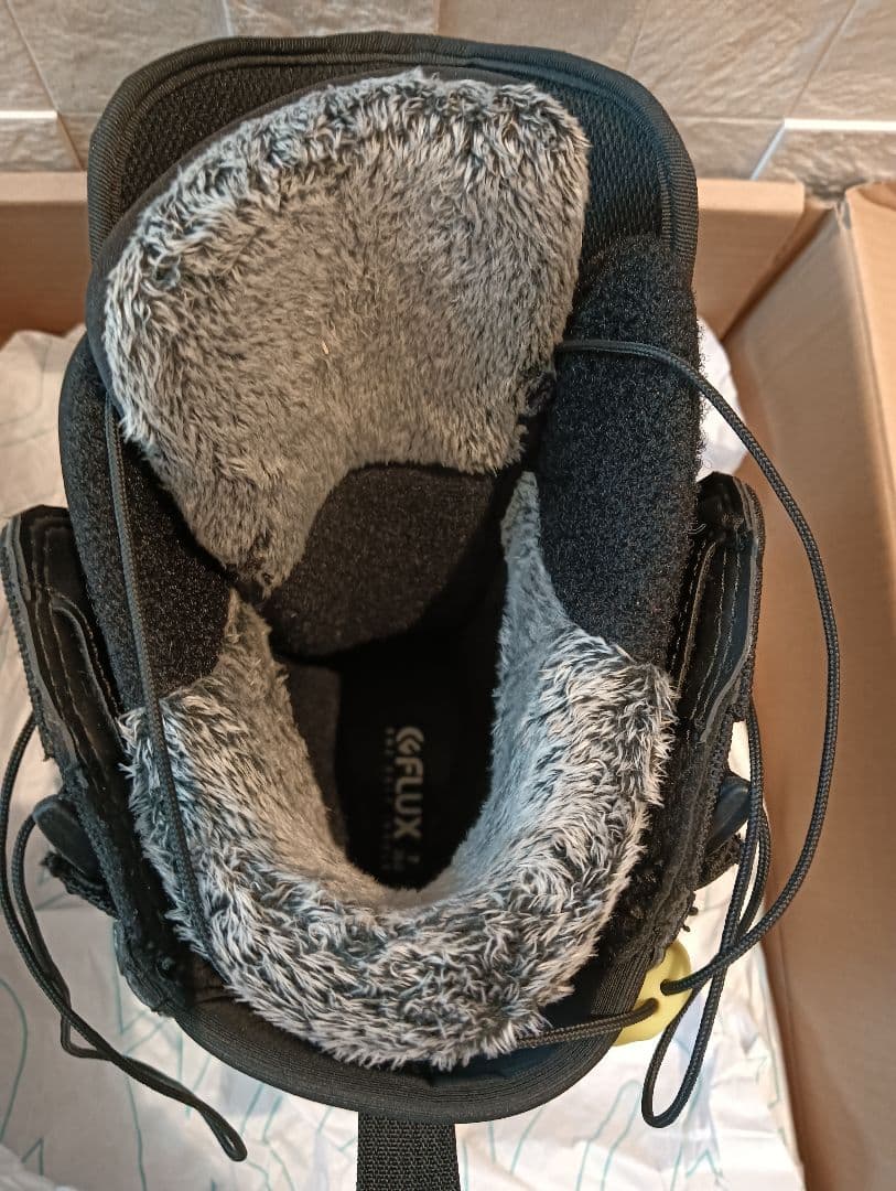 FLUX　スノーボードブーツ