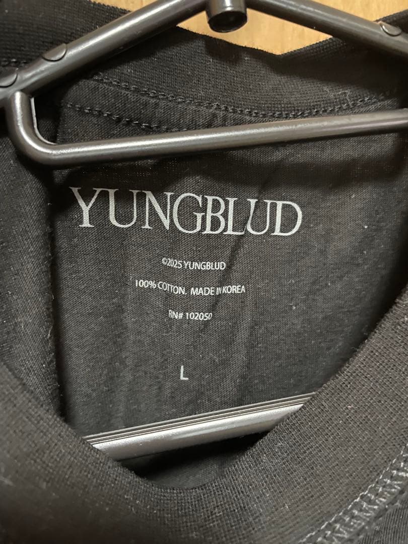 YUNGBLUD グラフィックTシャツ Lサイズ