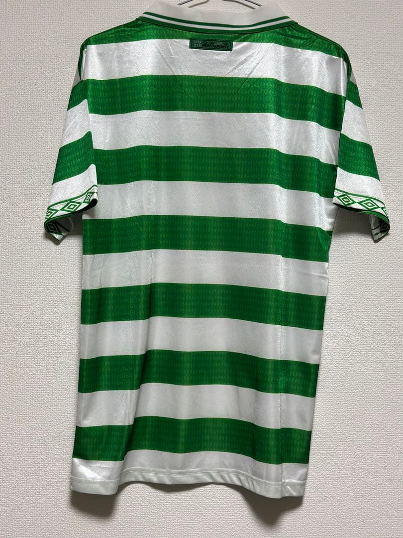CELTIC UMBRO シャツ 緑と白のストライプ
