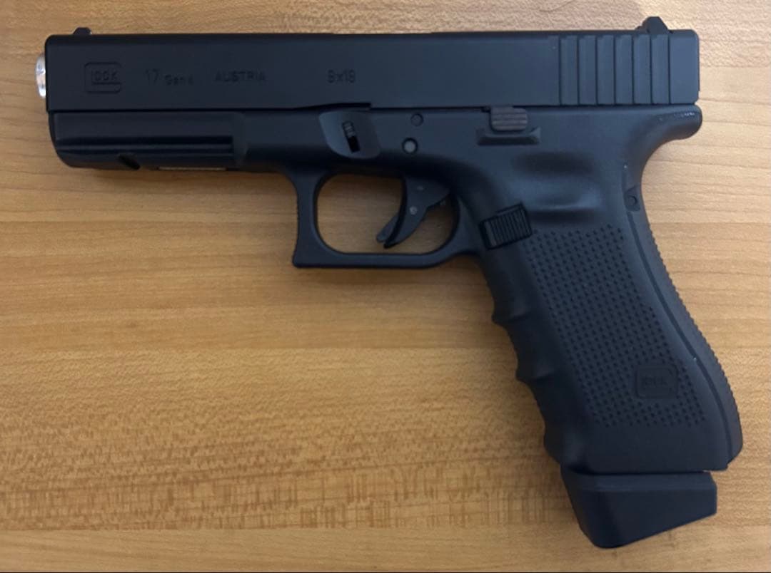 東京マルイ GLOCK 17 Gen.4
