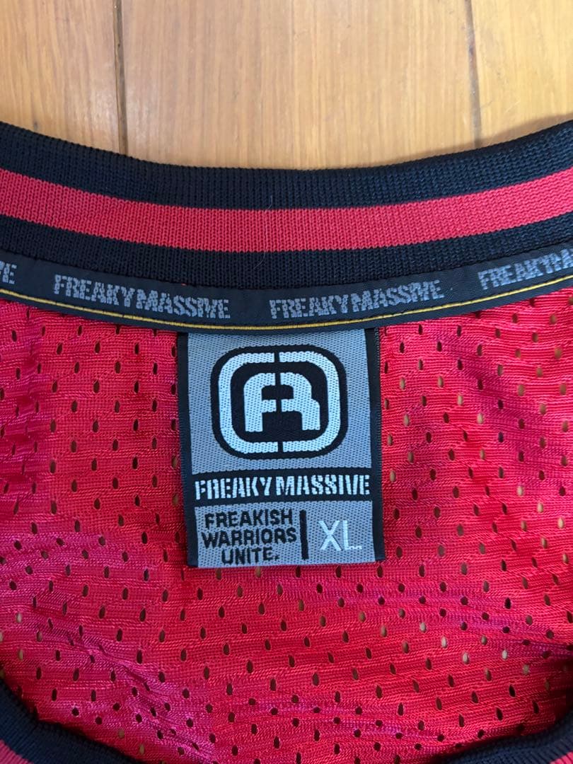 ⭐️値下げ可能！FREAKY MASSIVE タンクトップ XL レッド/ブラック