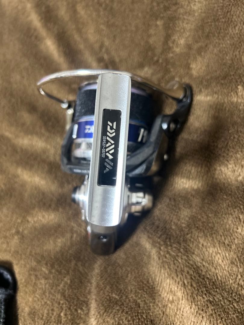 DAIWA SALTIGA 4500H スピニングリール