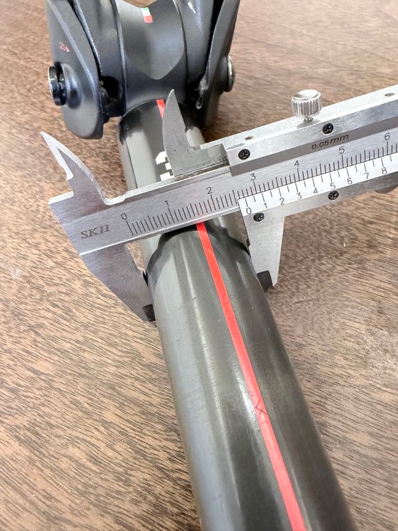 3T カーボンシートポスト ZERO25 TEAM ポスト径27.2mm