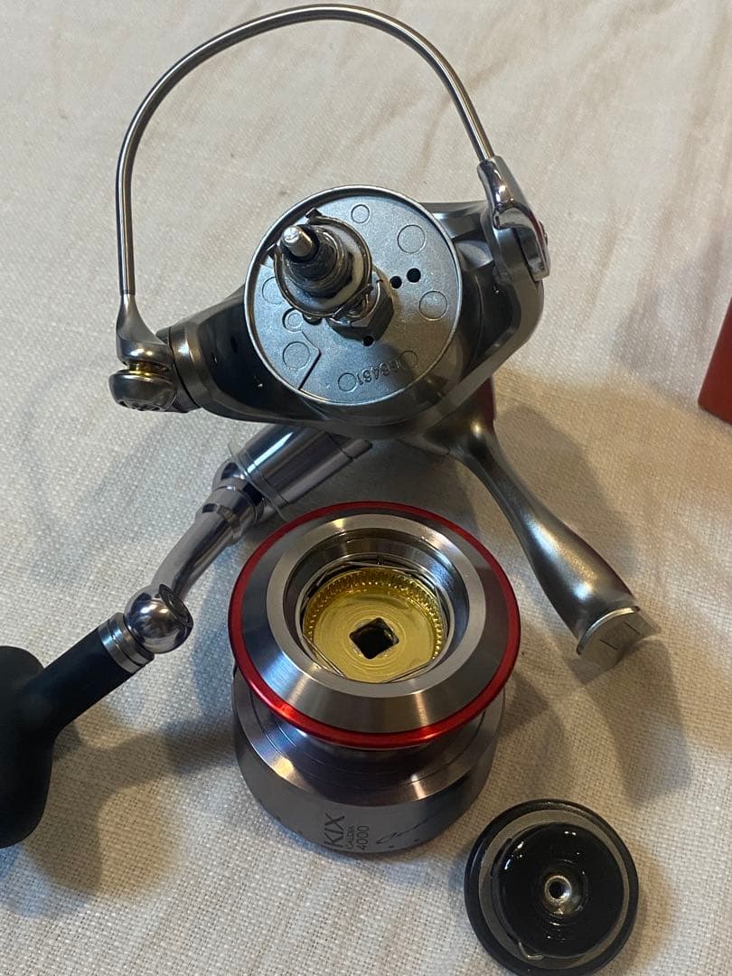 実釣未使用 ダイワDAIWA カルディアKIX 4000 カスタム