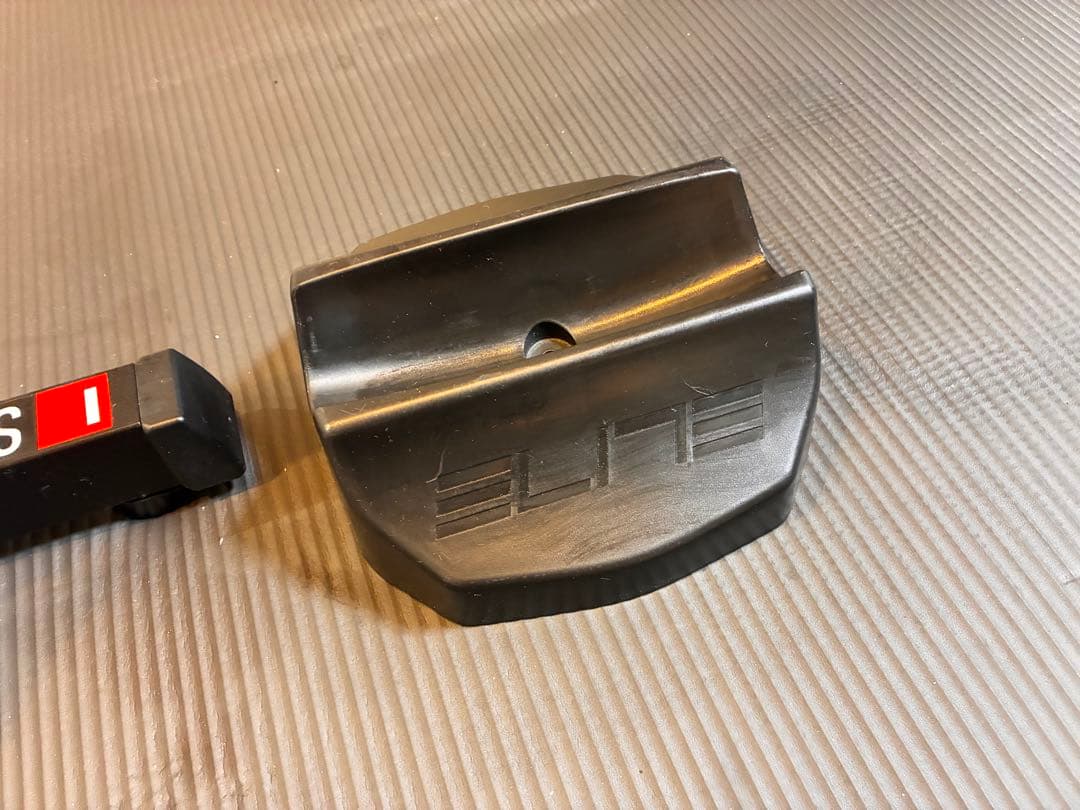 ELITE Suito 11速カセット付き 使用頻度低