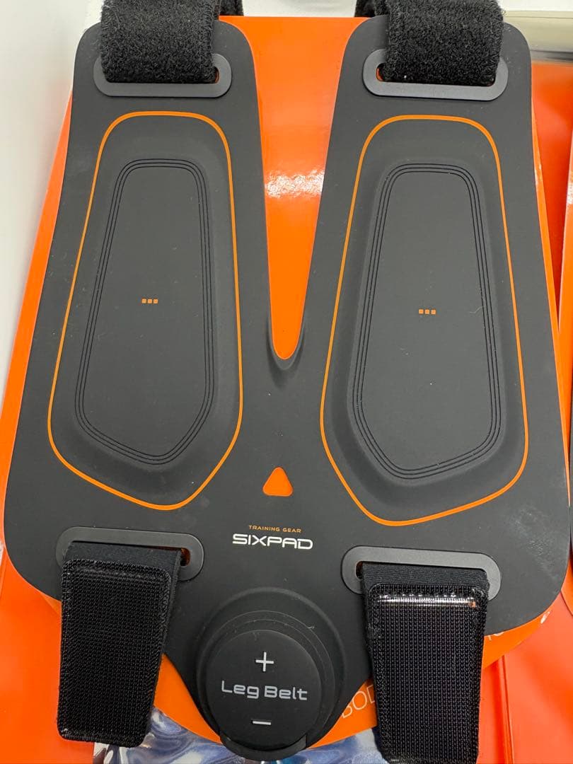 【美品】ジェル付　SIXPAD レッグベルト 2個セット