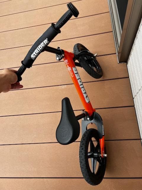 【極美品】STRIDER スポーツモデル 12インチ オレンジ 日本正規品