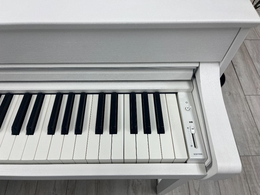 ★73133【電子ピアノ】YAMAHA　SCLP7350WH　22年製
