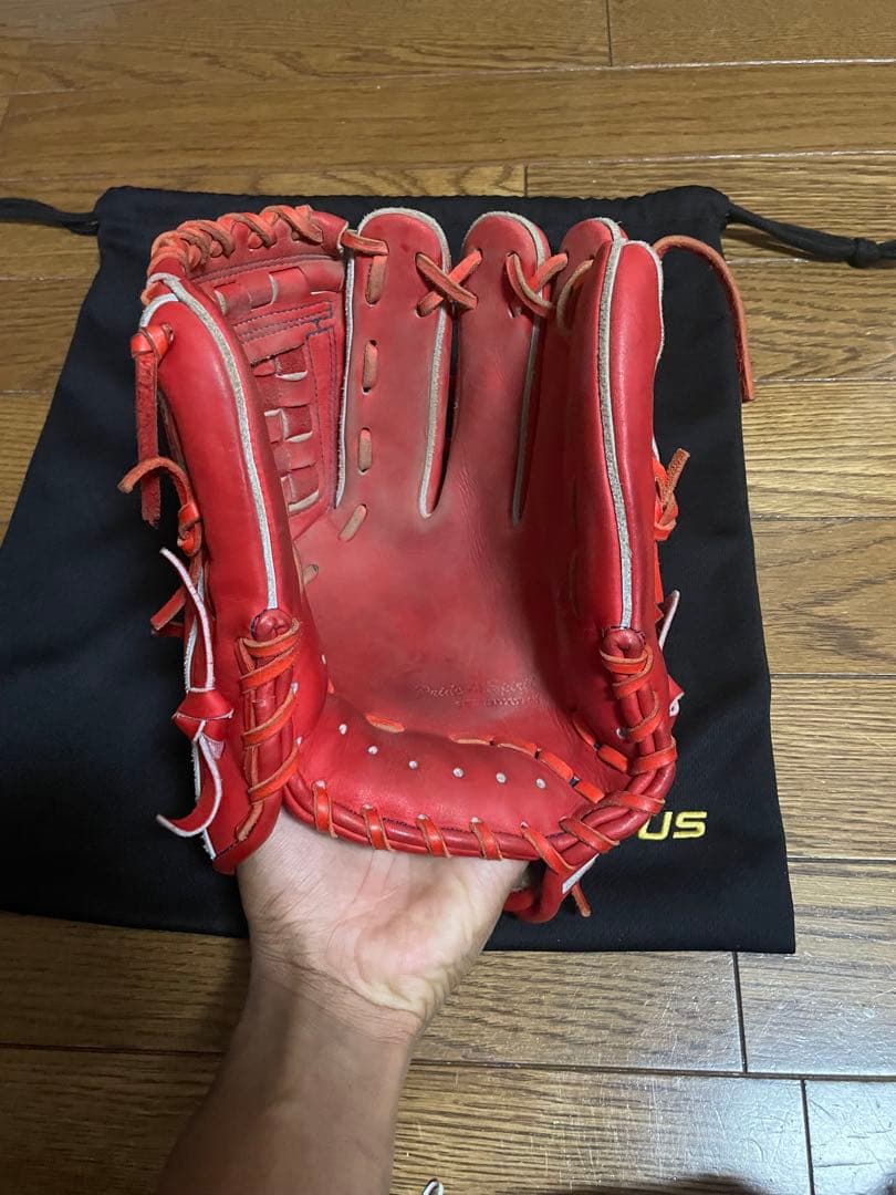 野球 硬式用グローブ ZETT 源田モデル 赤 ほぼ新品 袋付き 手入れ道具付き