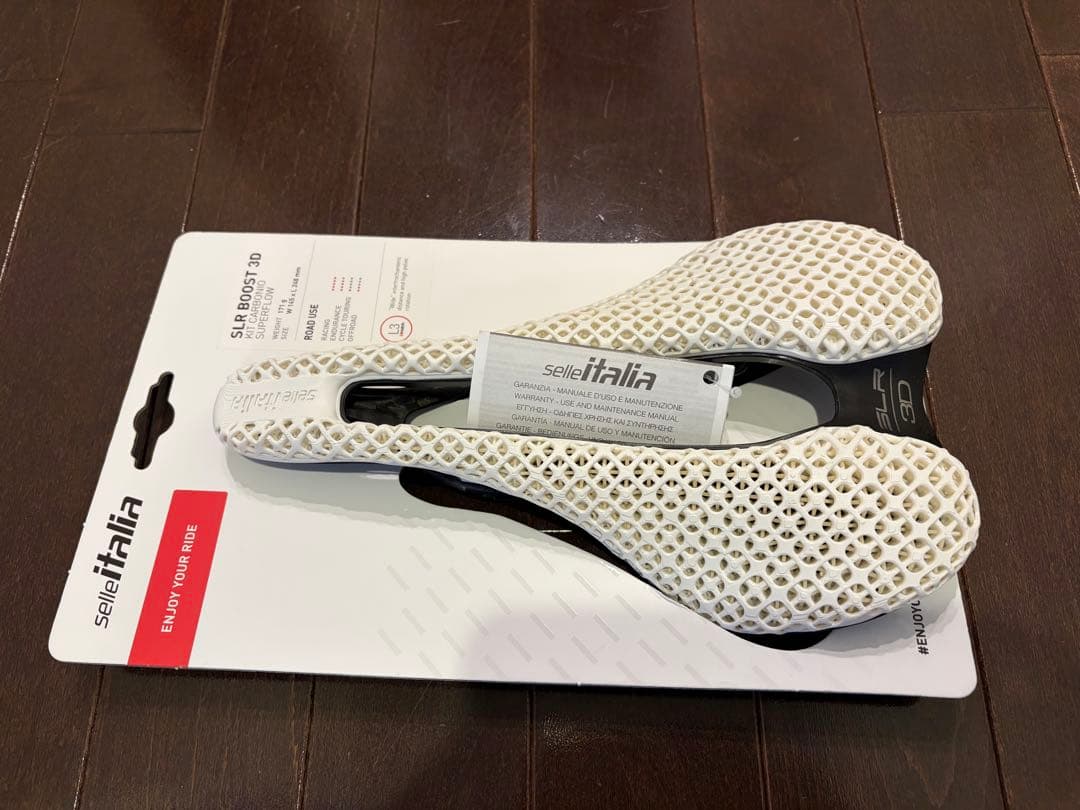 新品）SelleItalia SLR BOOST 3D ホワイト L3限定サドル