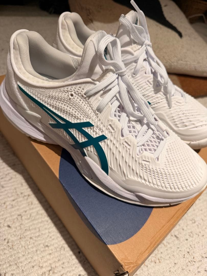 ASICS COURT FF 3 NOVAK ホワイト/ピッチグリーン 40