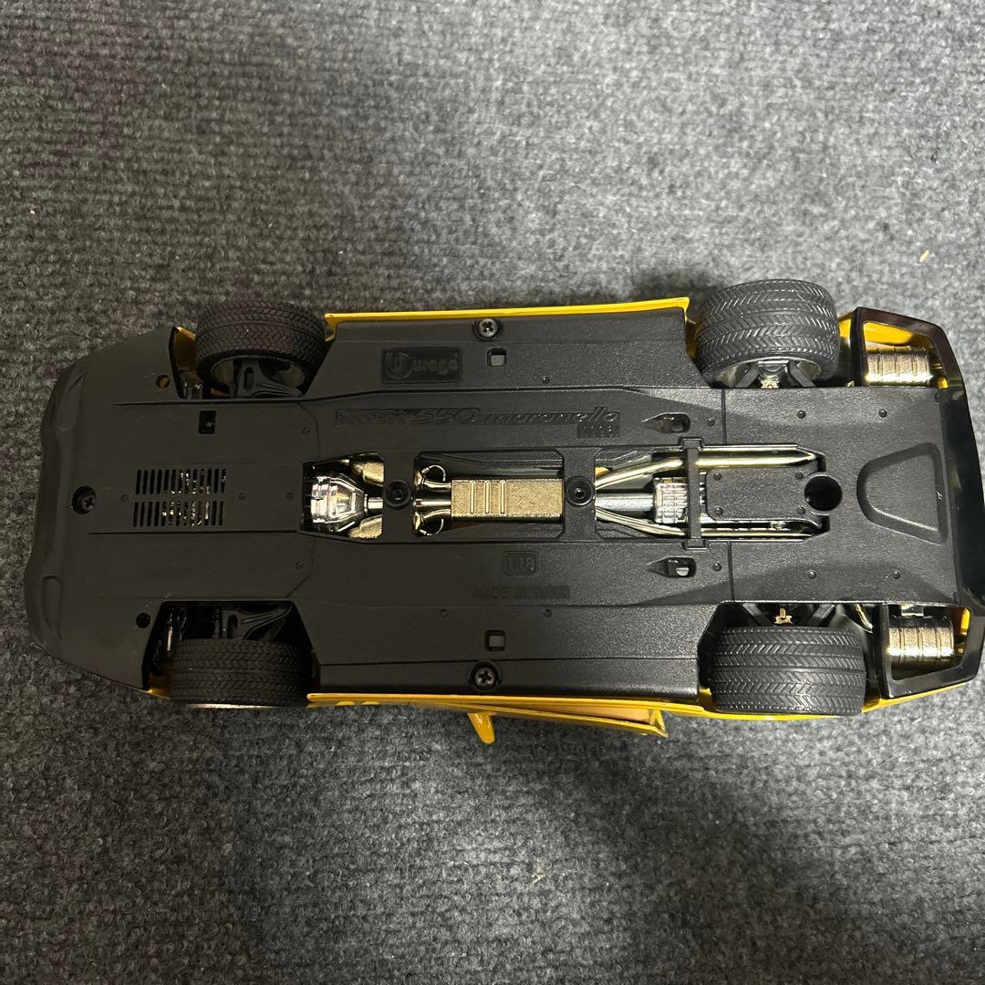 1/18 フェラーリ Ferrari 550 マラネロ 1996 ミニカー