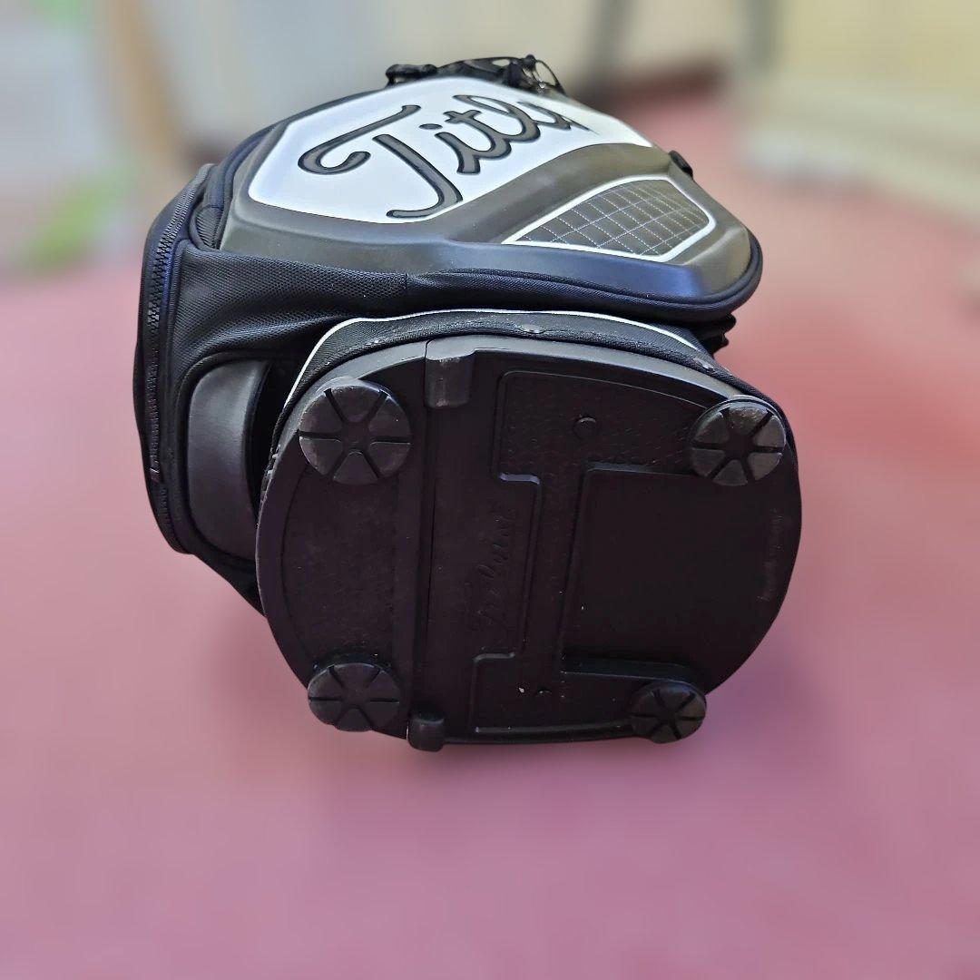 Titleist ゴルフキャディバッグ スタンド黒/白