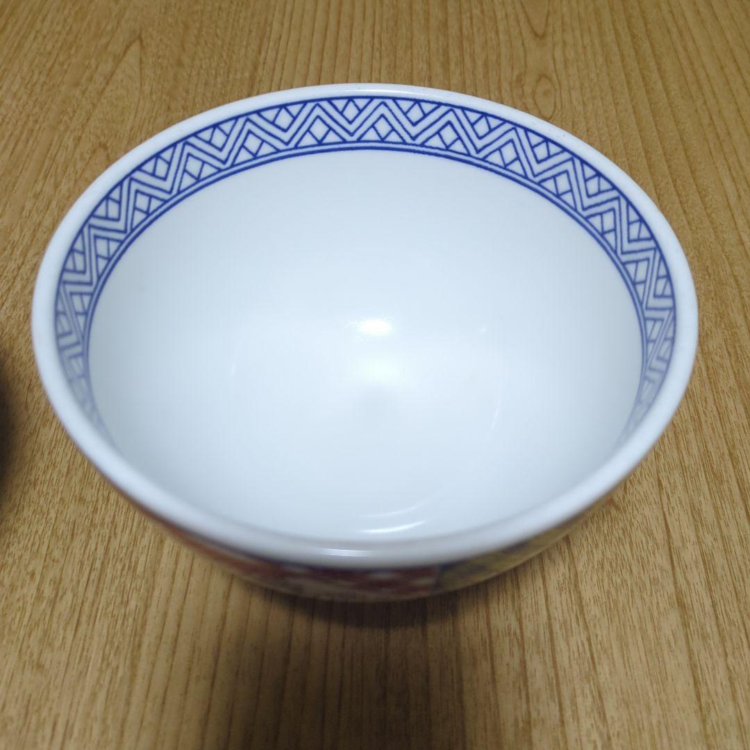 吉野家　どんぶり　大盛　並盛