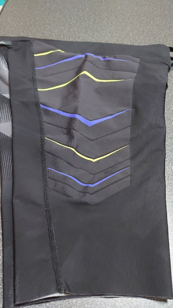 タグ付き　PUMA DRYCELL 　メンズ Mサイズ CW-Xハーフタイツ