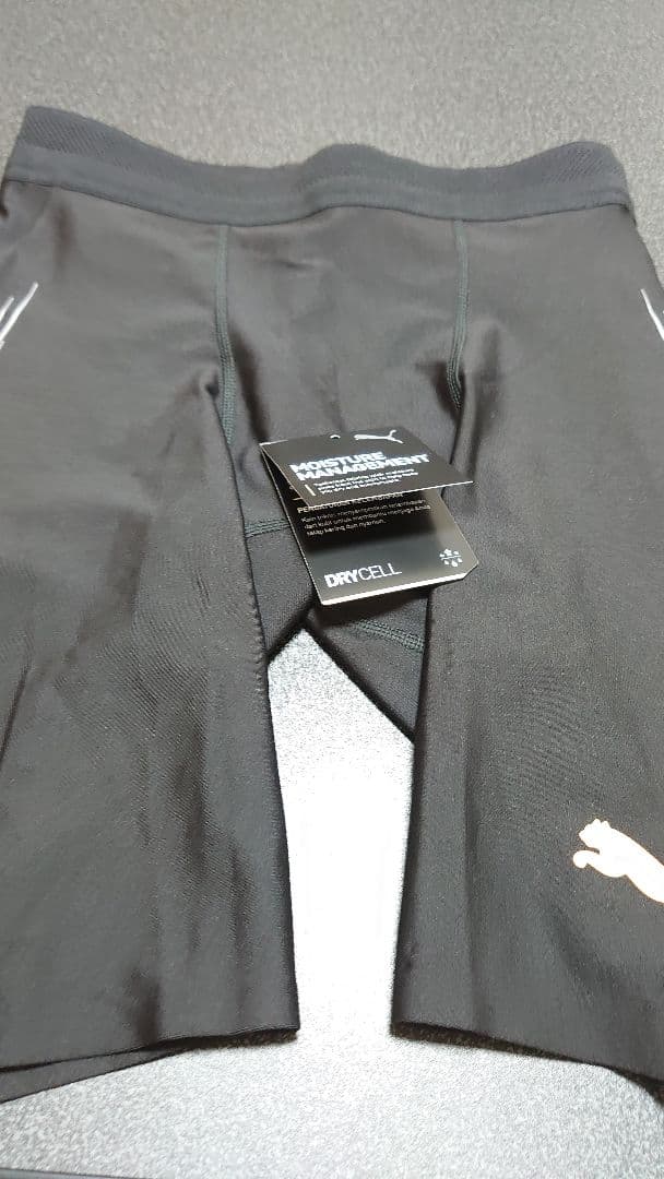 タグ付き　PUMA DRYCELL 　メンズ Mサイズ CW-Xハーフタイツ