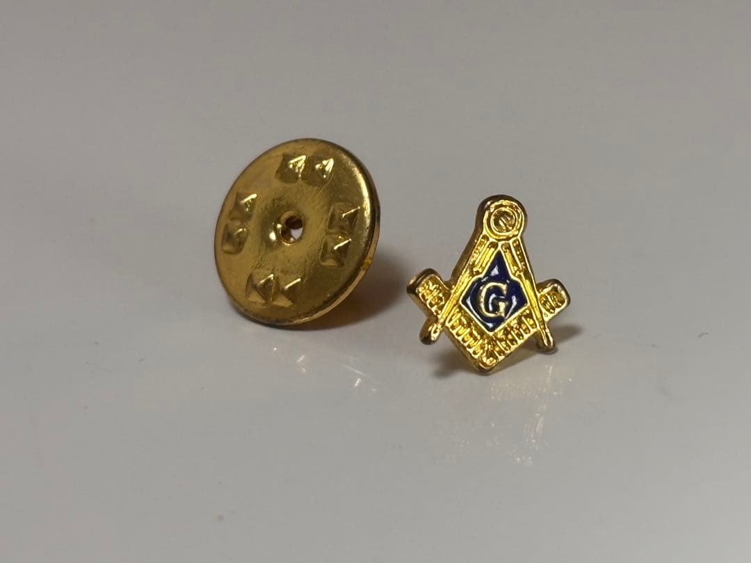 フリーメイソン 金色 バッジ