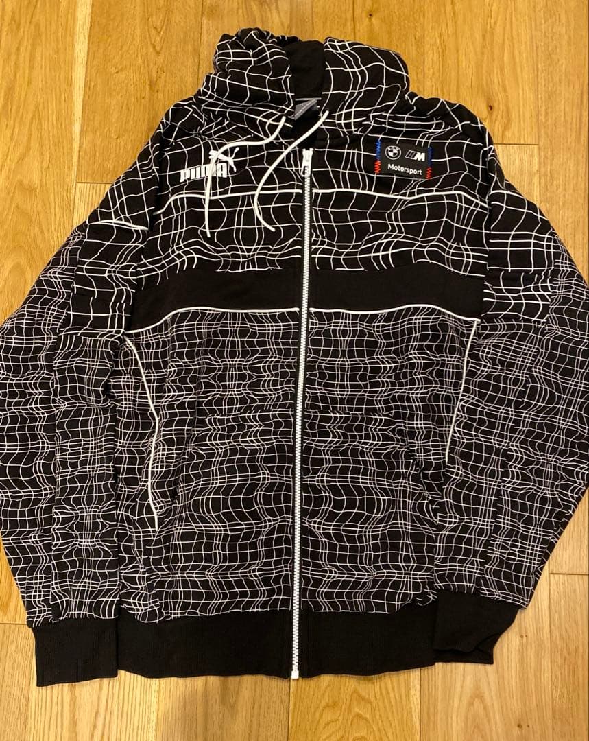 必見‼️一点限り‼️PUMA✖️ 上下スウェット！