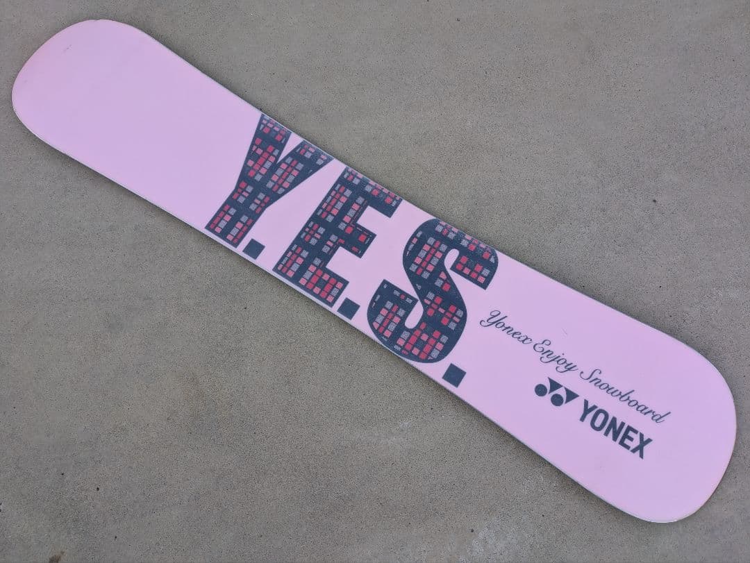 YONEXヨネックス　スノボードスノボー板　サイズ139cm キャンバー