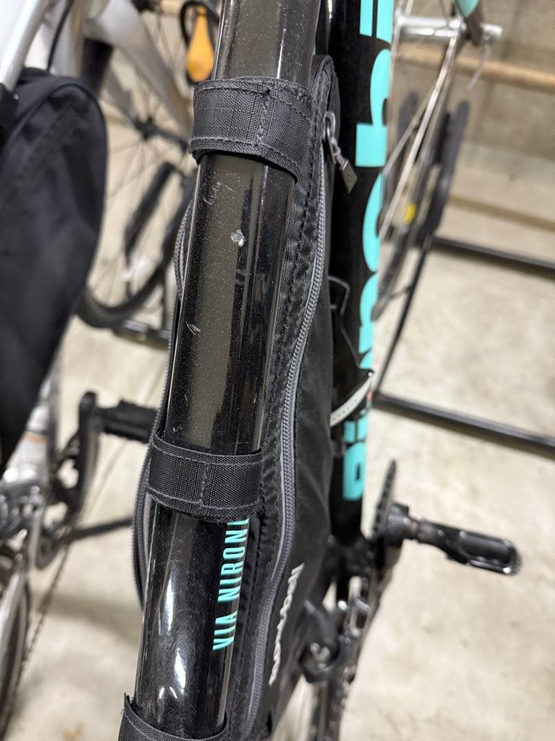 自転車本体 bianchi via nirone7 sora 105 mix
