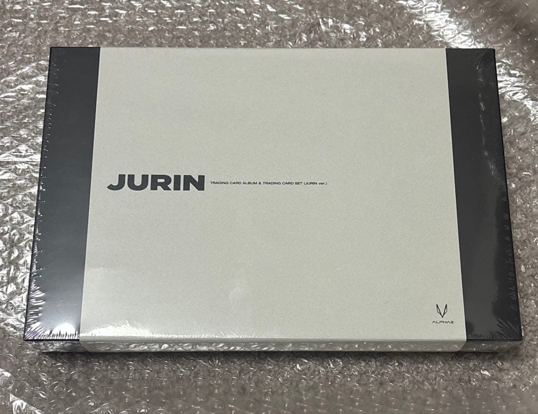 TRADING CARD ALBUM & CARD SET JURIN ジュリン