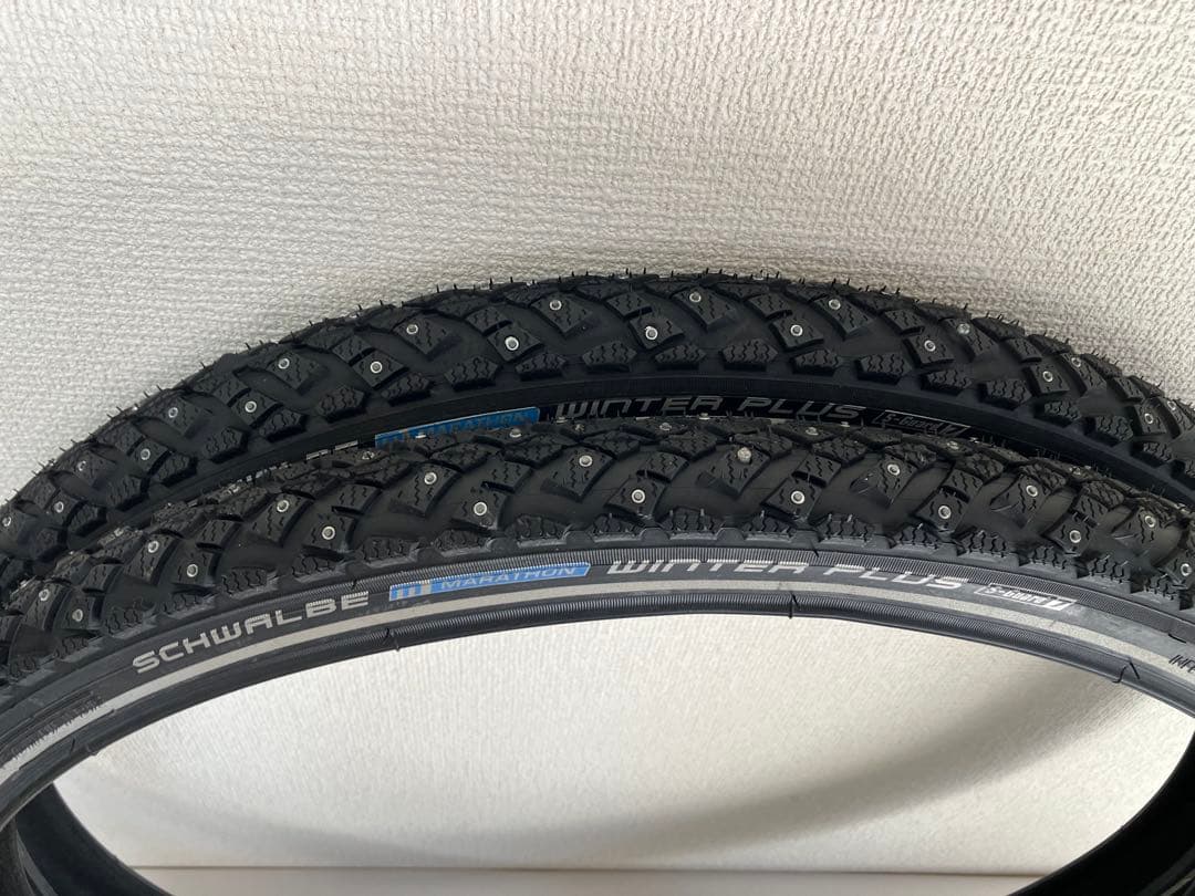 自転車スパイクタイヤ SCHWALBEマラソンウインタープラス26HE×1.75