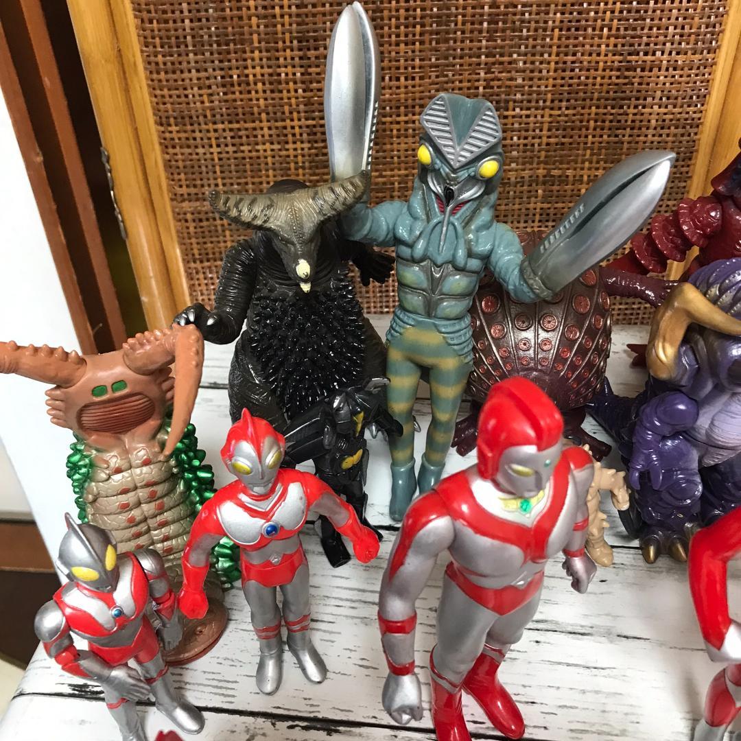 【日本製・1984年刻印多数】ウルトラマン 怪獣 ソフビ まとめ売り＋カード箱付