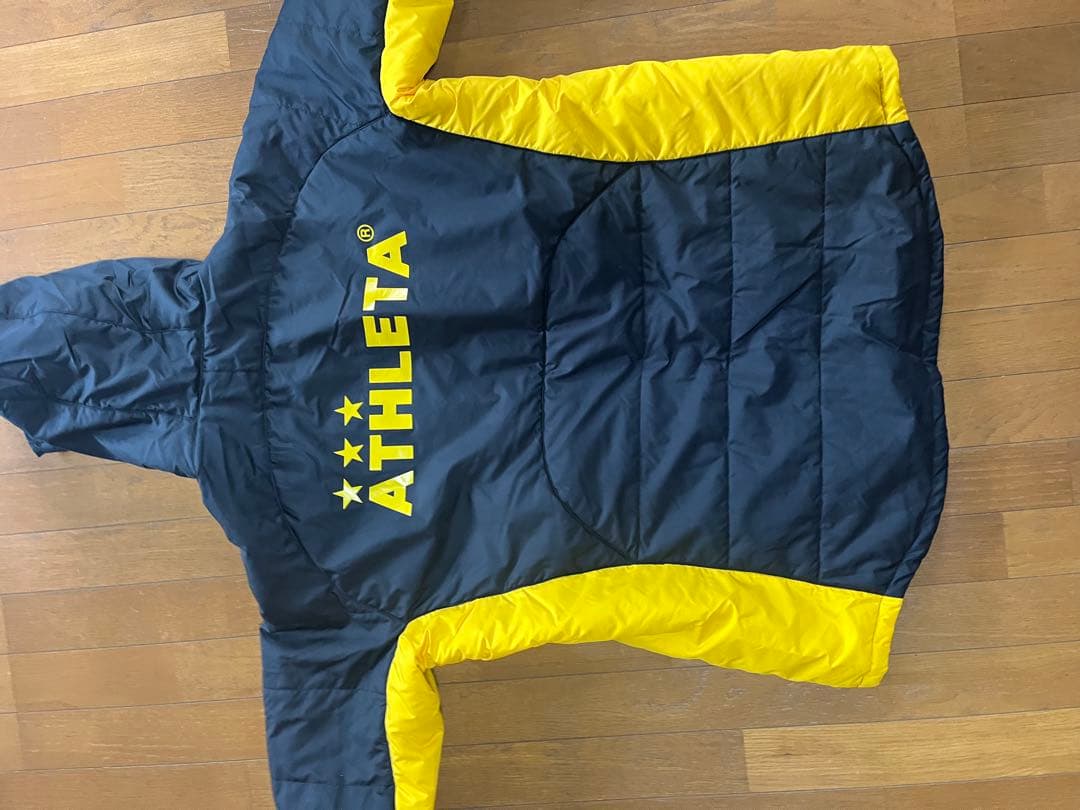 ATHLETA ベンチコート ブラック/イエロー