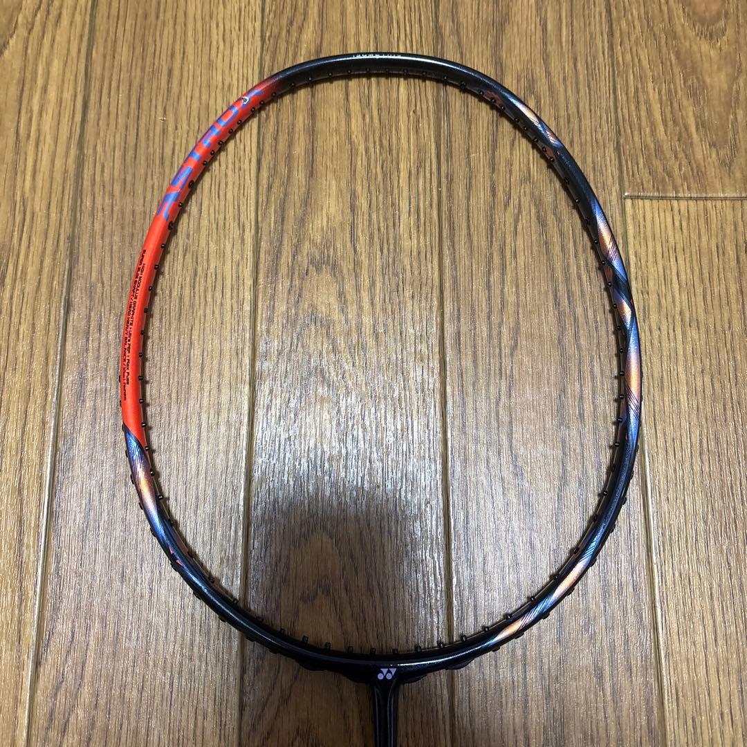 ヨネックスアストロクス77pro