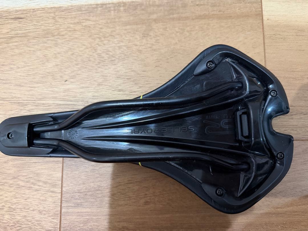 パーツ SELLE  seta si