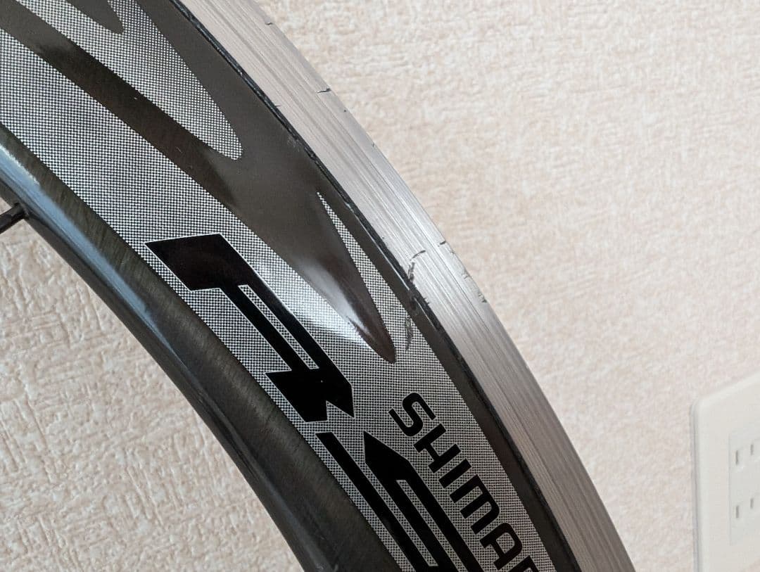 リアのみ　Shimano RS81 622 x 17C クリンチャーホイール
