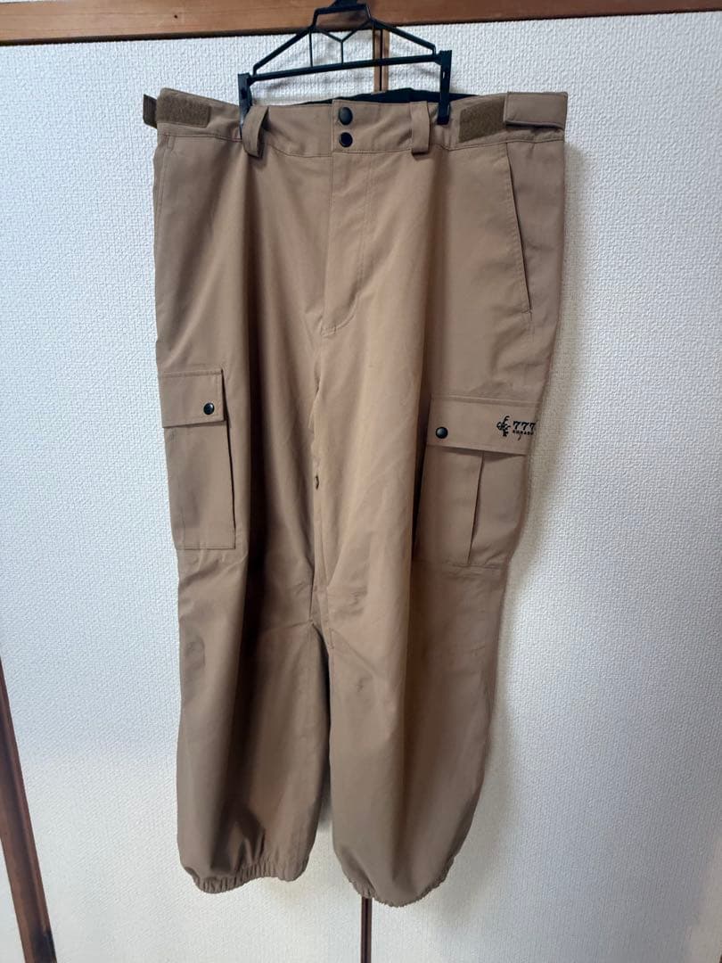 【美品】ノマディック777 上下セット　Lサイズ　国母モデル